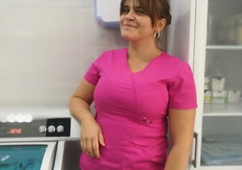 СУРМИНОВА НАДЕЖДА ГЕННАДЬЕВНА
Стоматолог-хирург