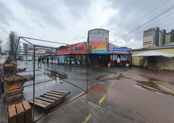 Вид от пешиходного перехода
