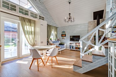 Ле Шале 70. Пример отделки "под ключ" деревянного дома.