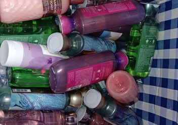 Доставка косметики из США. Пример посылки с косметикой доставленной из Америки в Россию. Предоставляем полный комплекс услуг для частных косметологов и салонов красоты.