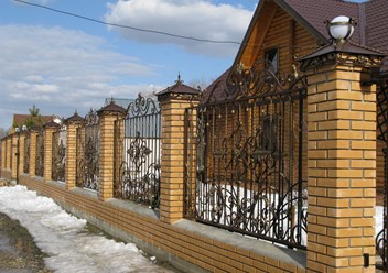 Заборы кованые в Туле Москве области, на заказ от производителя Артель ХК Вакула.