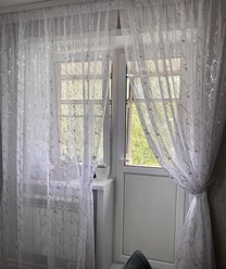 Тюль лён высота 280см, 
цена 190 руб. метр
Отлично подойдёт для гостиной и легко впишется в любой интерьер. Лёгкий блеск и аккуратный узор создают эффект чистого и мягкого сияния