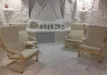 900 кг соли под вашими ногами)
#солянаяпещера_солье
#солянаяпещера_отрадное