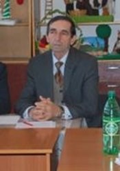 Председатель комитета Культурного центра &quot;Кюринские зори&quot; с 1991 г. Ахмедпаша Ахмедпашаев.