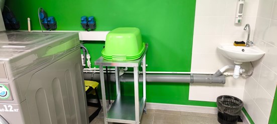 СамПРАЧКА прачечная самообслуживания. Стирка и службы крупногабаритных вещей. Загрузка до 12 кг. Время работы с 08-00 до 21-00