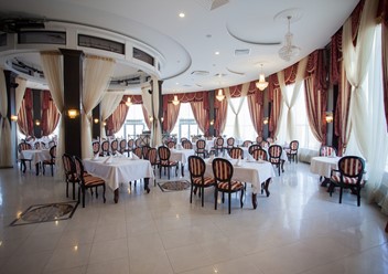 Фото компании  Романовский, ресторан 4