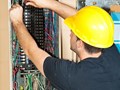 Сборка и диагностика электрощитов, аварийный вызов электрика.
