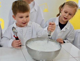 Фото компании ИП Детский научный центр "МЕНДЕЛЕЕВ" 5