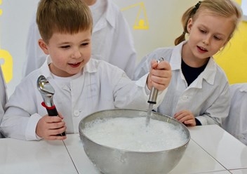 Фото компании ИП Детский научный центр "МЕНДЕЛЕЕВ" 5
