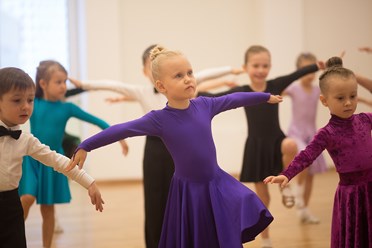 Фото компании  DanceGroup, Школа танцев на Коломенской  2