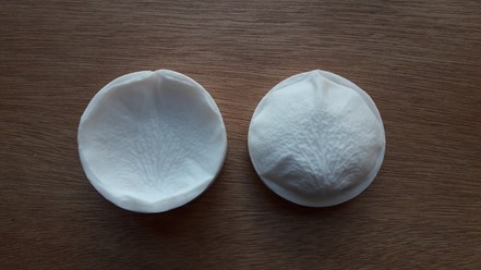 Вайнер лепесток розы.