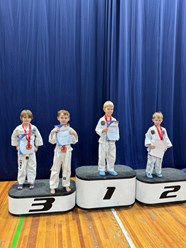 Фото компании  Детский центр Клевер 3