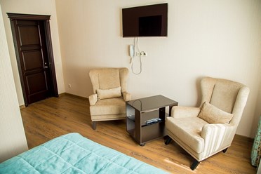 Фото компании  Гостиница "Аристократ" Красноярск 1