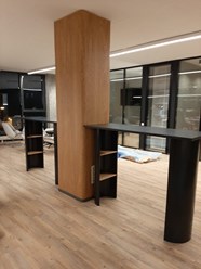 Колонны шпонированные, столы радиусные МДФ RAL.