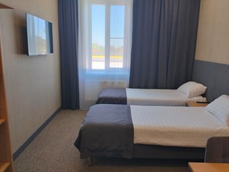 Фото компании  Leon Hotel 15