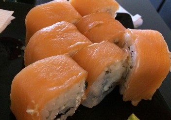 Фото компании  Ocean fish, сеть кафе японской и итальянской кухни 1