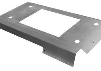 Панель управления изготовлена на лазерном станке, далее гнулась на гибочном станке. Имеет 8 гибов в разные стороны, углы от 20 до 125 градусов