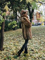 Пошив шубы из лисы с расшивкой кожей через 1 см