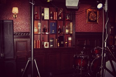 Фото компании  Royal Pub &amp; Restaurant, английский паб-бильярдная 42