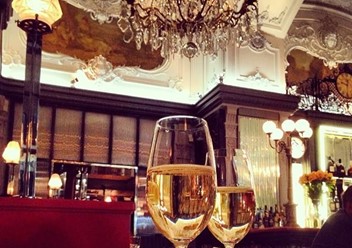 Фото компании  Brasserie Мост, ресторан 6