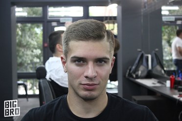 Фото компании ИП Мужская парикмахерская "BIgBro" Саратов 3