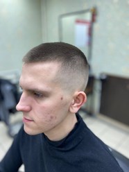 Парикмахерская Цирюльник Сыктывкар у кольца.