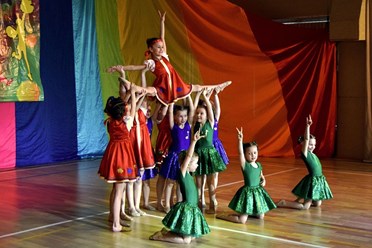 Пошив сценических костюмов