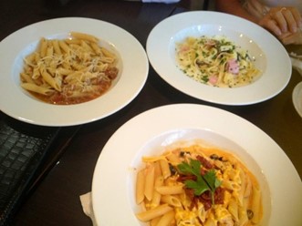 Фото компании  IL Патио, сеть семейных итальянских ресторанов 24