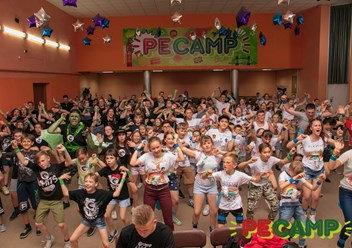 Фото компании  Детский лагерь PE Camp 1