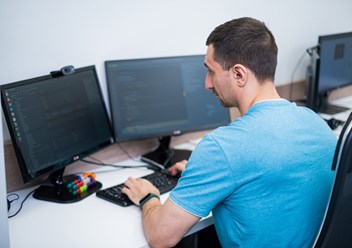 Фото компании  Резольвента 3