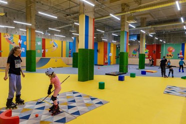 Секция по роликовым конькам для детей на Парнасе в СПб