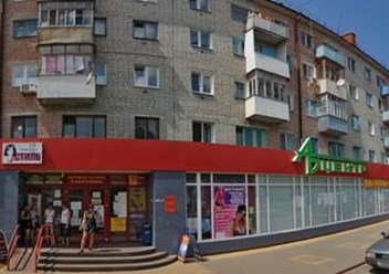 Вход в Торговый центр "АБ-Центр", где и находится наш отдел.