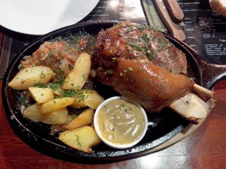 Фото компании  Zoltan, ресторан-пивоварня 13