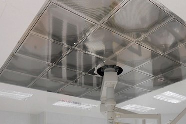 Ламинарный потолок SLM для вентиляции в чистых помещениях