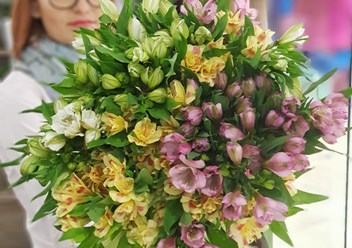 Фото компании ООО Салон «Flori» 3