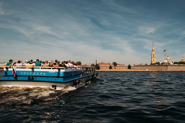 Экскурсии по рекам и каналам Санкт-Петербурга