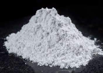 Поставка микрокальцита. Микрокальцит (микромрамор, мраморная мука, молотый мрамор, кальцит) – универсальный минеральный наполнитель на основе карбоната кальция.