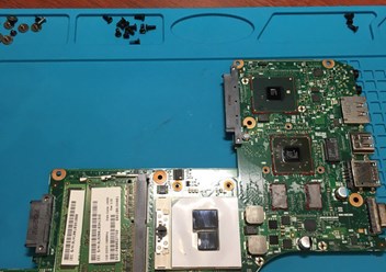 Toshiba L635 Чистка системы охлаждения