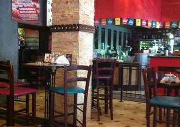 Фото компании  Papa`s BAR &amp; GRILL, бар-ресторан 2