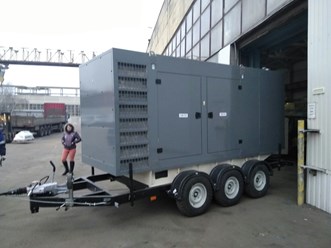 Дизель-генераторная установка на шасси прицепа собственного производства