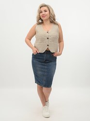 1580 руб. Жилетка женская 241-4378  
Состав: 20% Лён, 30% Хлопок, 50% Полиэстер
Женский укороченный жилет прямого силуэта связан структурным переплетением из льняной пряжи. Модель с горловиной на угол