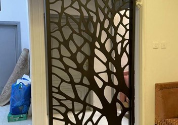 Лазерная резка - представляет из себя технологичный и современный способ раскройки различных материалов.