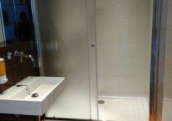 Фото компании  Аквитания, гостинично-банный комплекс 1