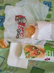 Фото компании  KFC, сеть ресторанов быстрого питания 40