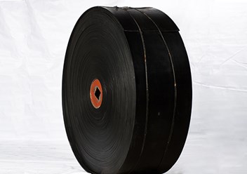 Лента конвейерная 2ЛМ-650-5-ТК-200-5/2, РБ
Лента шириной 650 мм, в свою очередь, более компактна и подходит для транспортировки мелких и средних грузов.