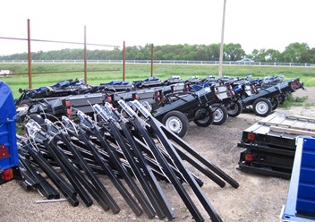 Фото компании  Легковые прицепы 1