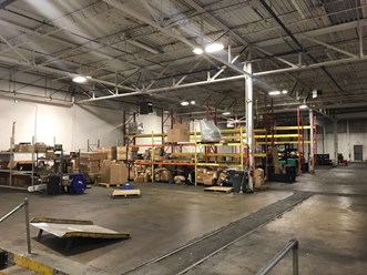 Склад консолидации в США для сбора посылок и отправки в Россию.  Принимает посылки и тяжёлые грузы: автозапчасти, мебель, одежду и другие виды товаров.