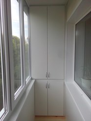 Шкаф на балконе омск