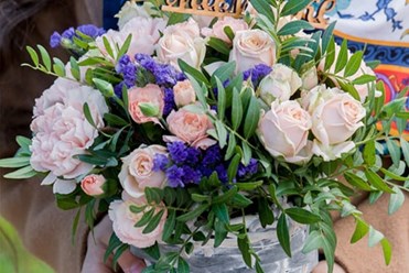 Доставку цветов заказать в Минске