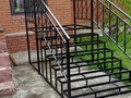 Металлическое крыльцо